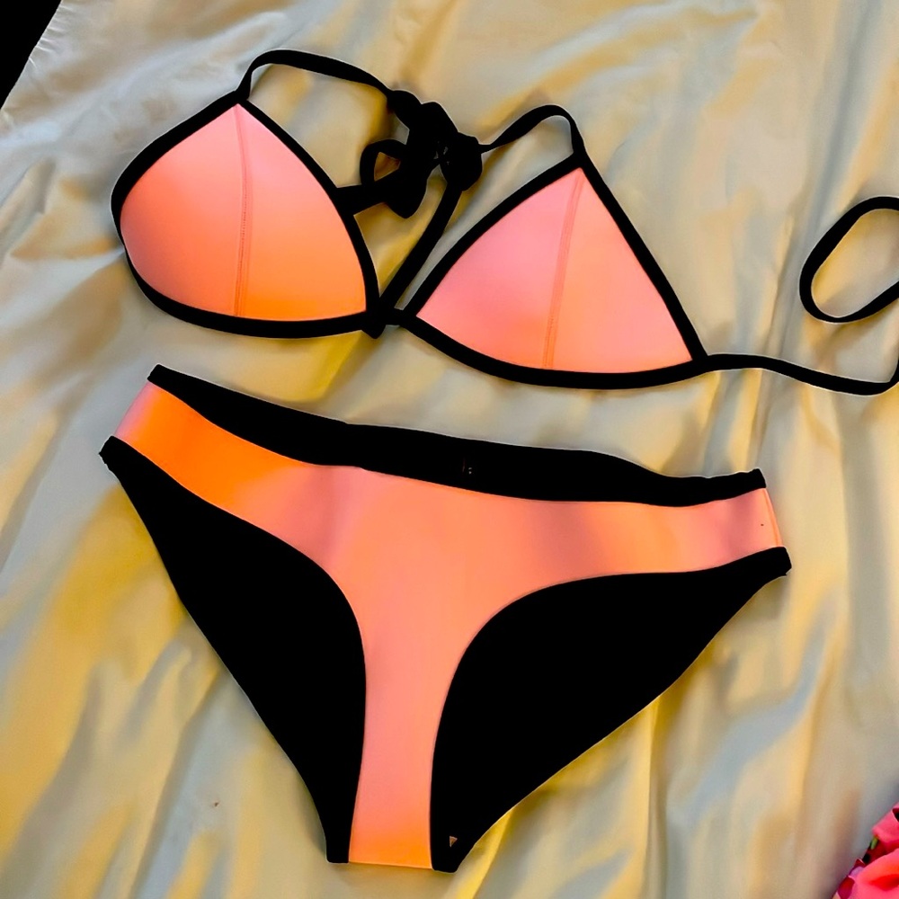 Triangl bikini
